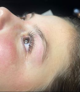 Eindresultaat na en wimperlifting bij Hair & Beauty Boetiek